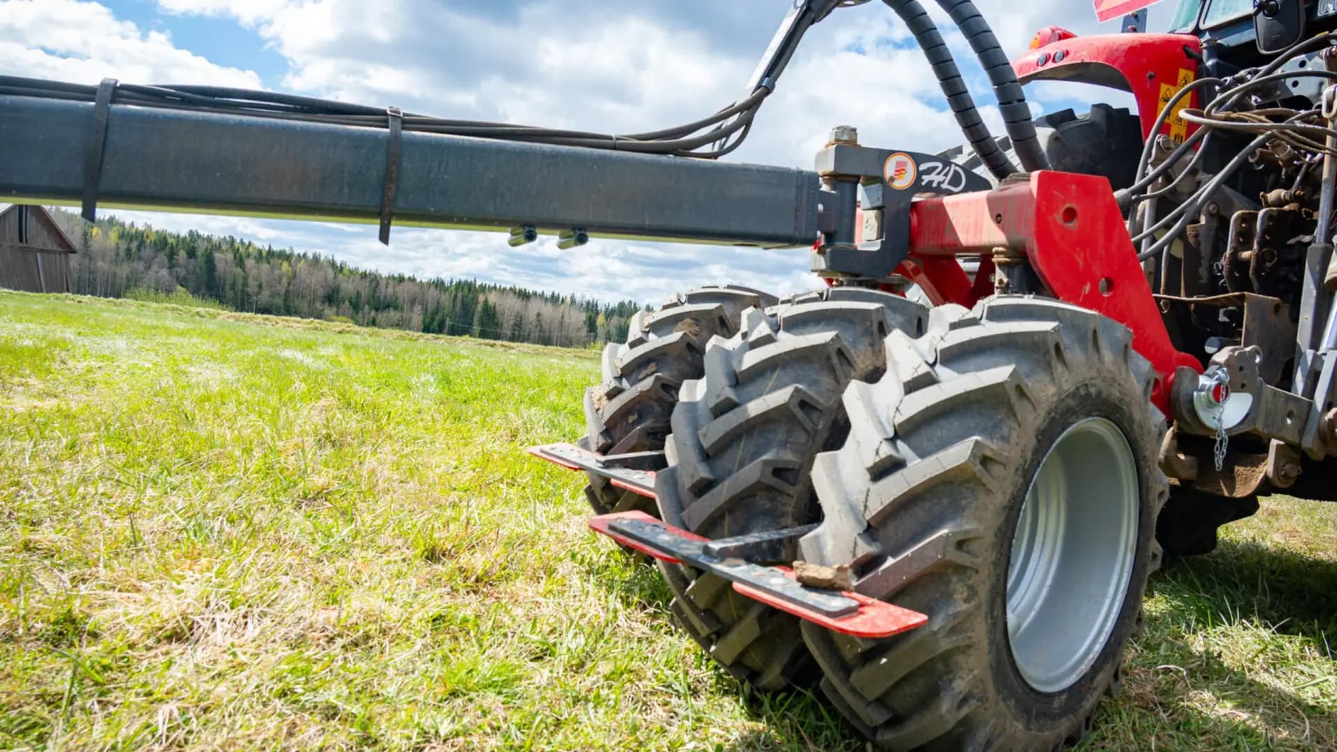 Tume Agri — maszyny w obiektywie — kadr 2