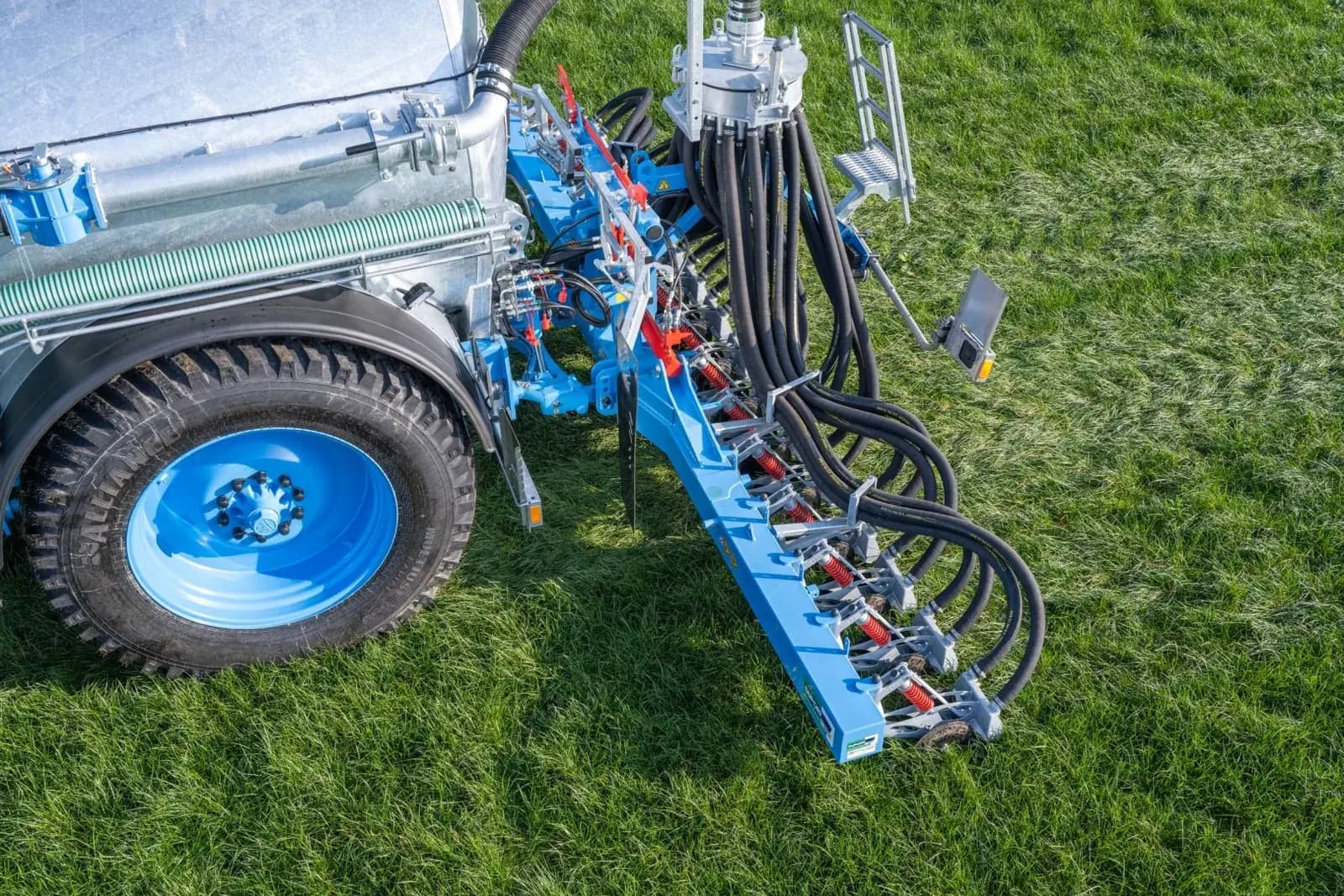 PTW 8500 z każdej strony — kadr 4
