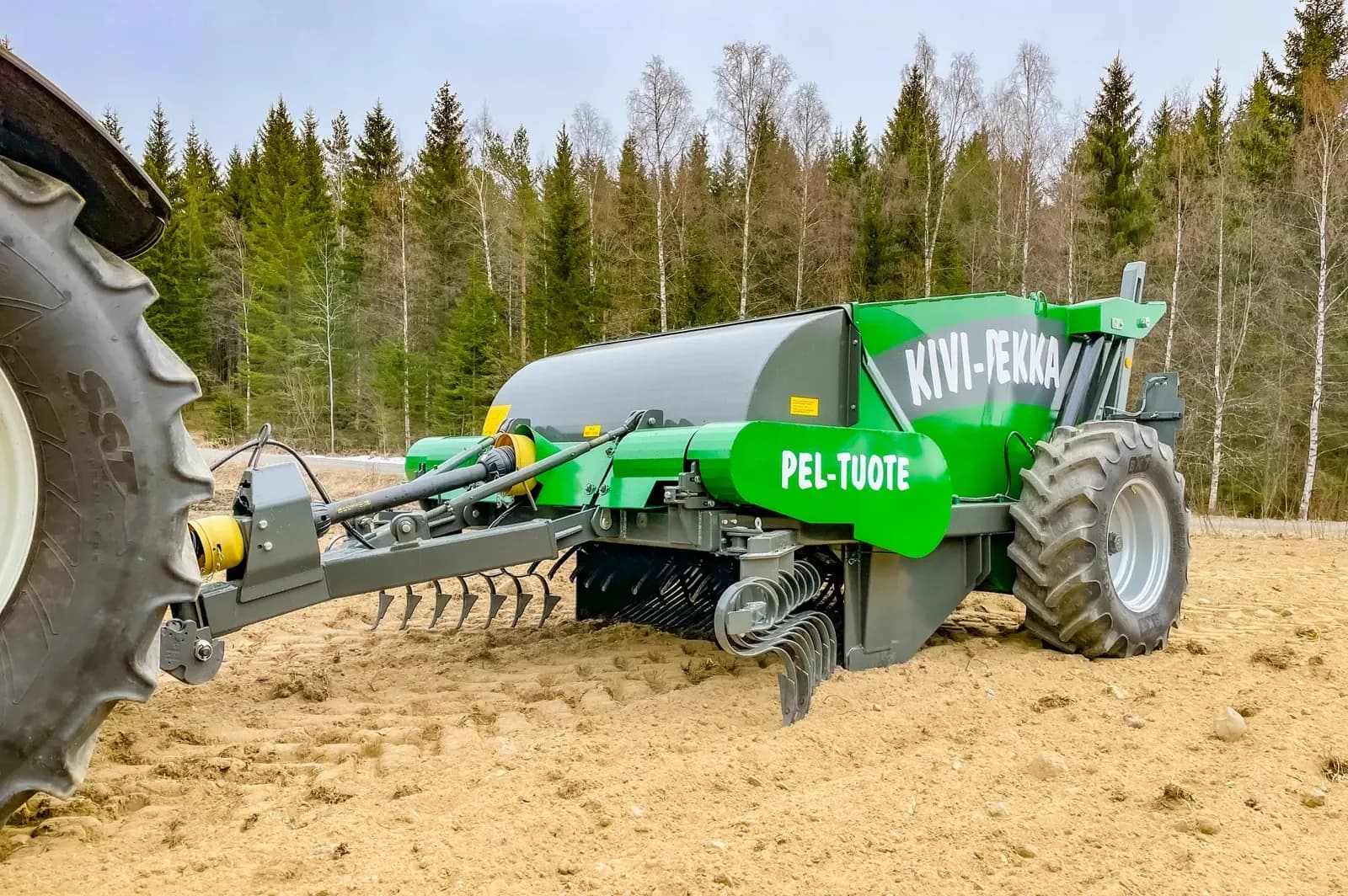 Kivi-Pekka 3.3 z każdej strony — kadr 2