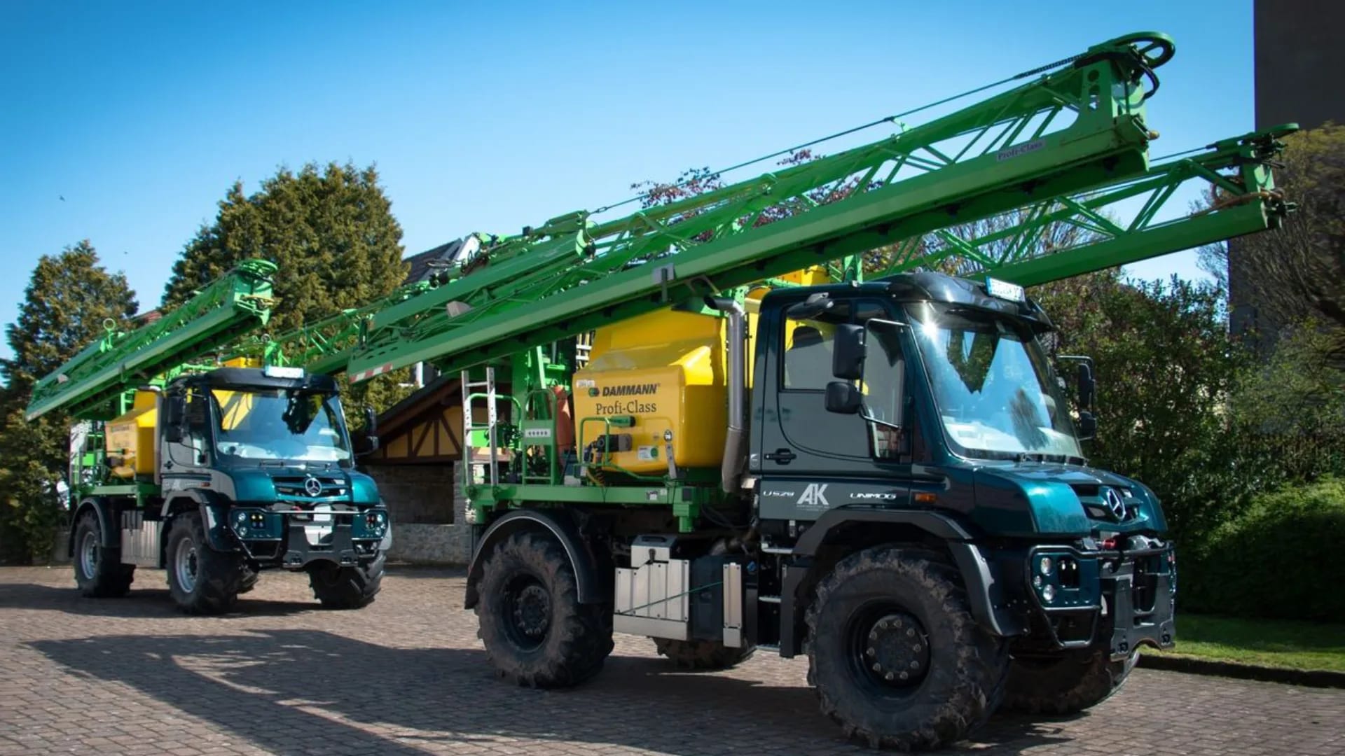 Opryskiwacz DAMMANN Profi-Class zabudowany na nośniku Unimog